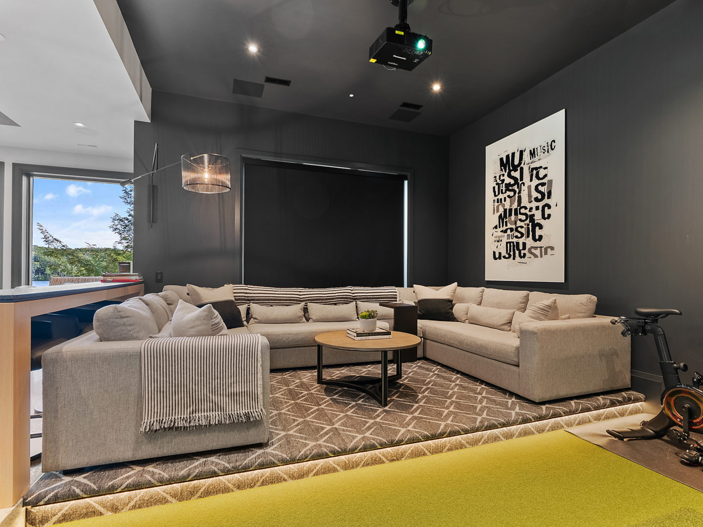 Entertaining area with large sectional couch